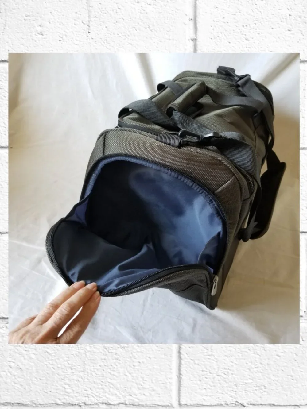 NWT! Skyway Luggage Sigma 7.0 Softside Weekender Duffel Bag with Luggage Strap